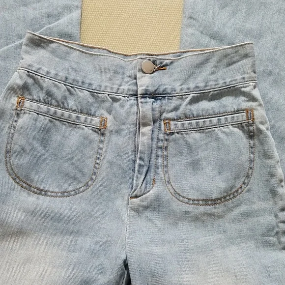 💙 Billabong Bellbottom Jeans 💙 - Picture 7 of 8